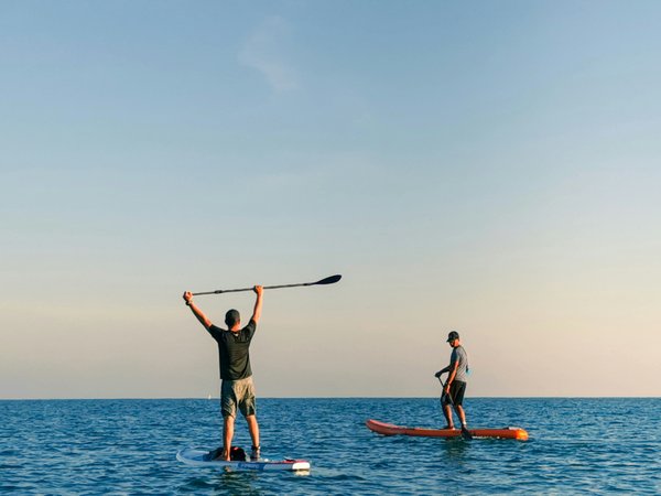 Où trouver les meilleures plages pour la pratique du stand-up paddle en Thaïlande : conseils et pérodes ?